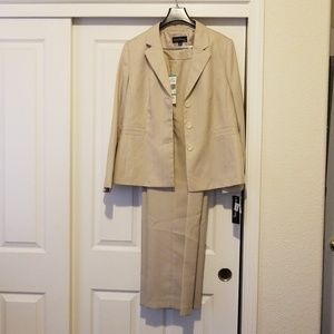2 piece suit. New with tags
